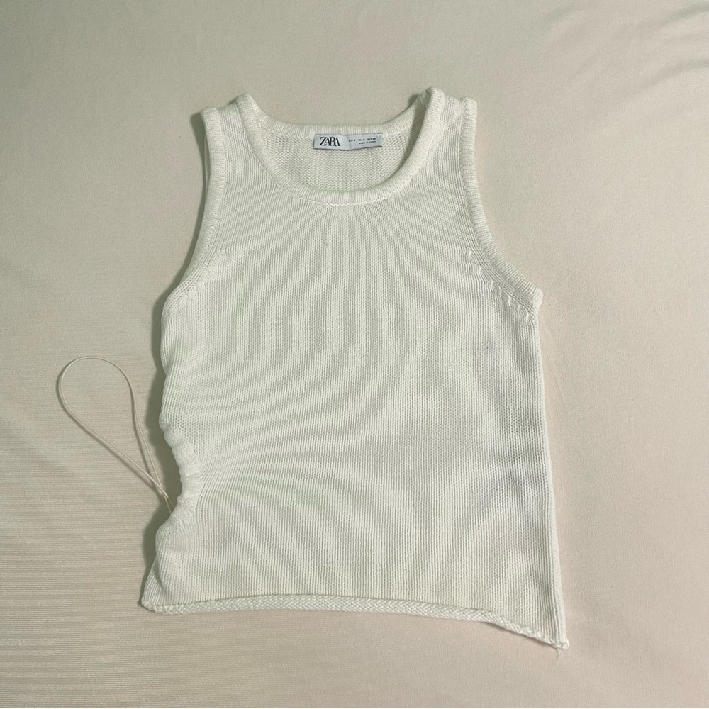 Zara Cream Sleeveless Embroidered Blouse Size S